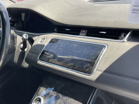 Used 2020 Land Rover Range Rover Evoque SE AWD/4WD image 5