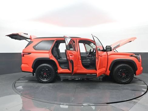 Used 2023 Toyota Sequoia TRD Pro AWD/4WD image 36