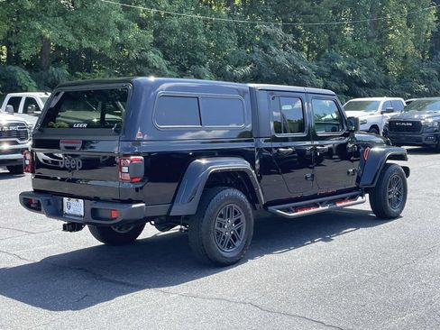 Used 2024 Jeep Gladiator Sport AWD/4WD image 8