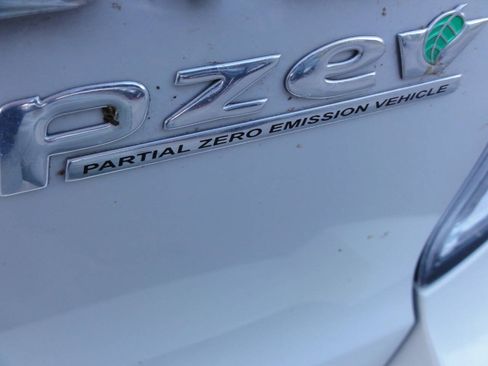 Used 2012 Subaru Forester 2.5X Premium AWD/4WD image 23