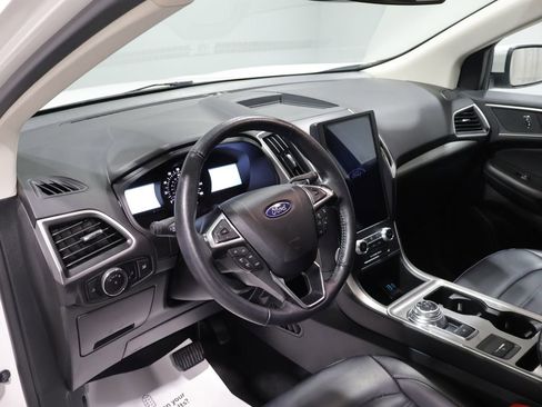 Used 2024 Ford Edge SEL AWD/4WD image 15