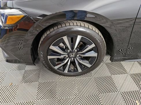 Used 2024 Honda Civic EX-L image 33