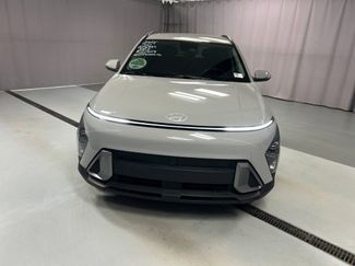 Used 2025 Hyundai Kona SEL video 2