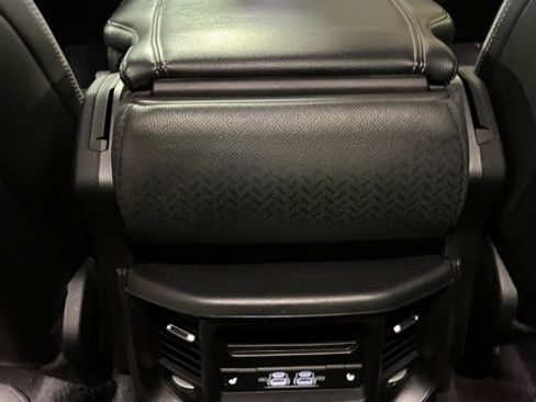 Used 2025 RAM 1500 Laramie image 31