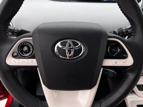 Used 2017 Toyota Prius Three FWD image 16