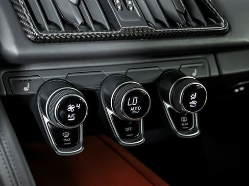 Used 2018 Audi R8 V10 plus AWD/4WD image 29