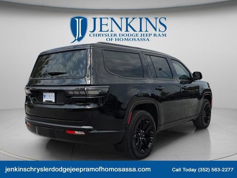 New 2026 Jeep Grand Wagoneer Limited AWD/4WD image 4