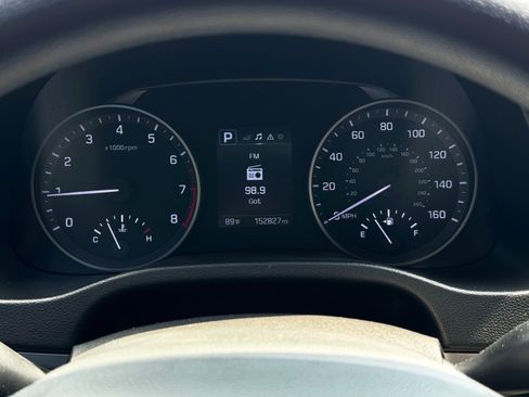 Used 2018 Hyundai Elantra SEL FWD image 16