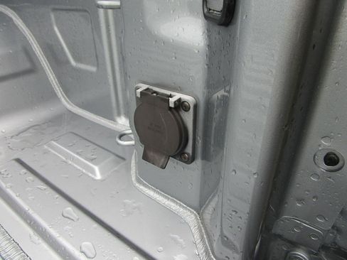 Used 2025 GMC Sierra 1500 Pro w/ Pro Value Package RWD image 15