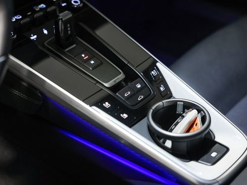 Used 2022 Porsche 911 Turbo S image 30