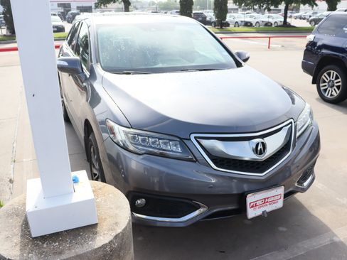 Used 2017 Acura RDX FWD w/ Advance Package image 2