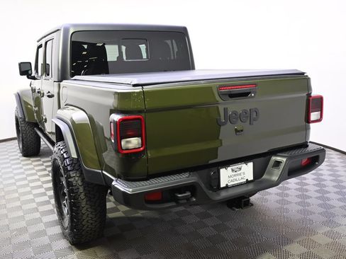 Used 2023 Jeep Gladiator Sport AWD/4WD image 4