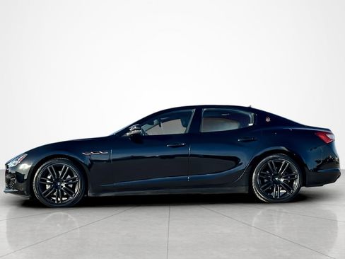 Used 2018 Maserati Ghibli image 2