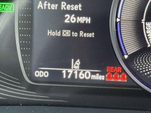 Used 2024 Lexus ES 300h Ultra Luxury w/ Accessory Package (Z1) image 30