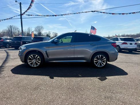 Used 2019 BMW X6 xDrive35i w/ M Sport Package image 2