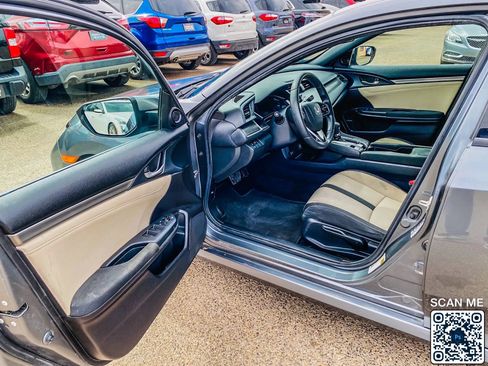 Used 2019 Honda Civic EX image 12