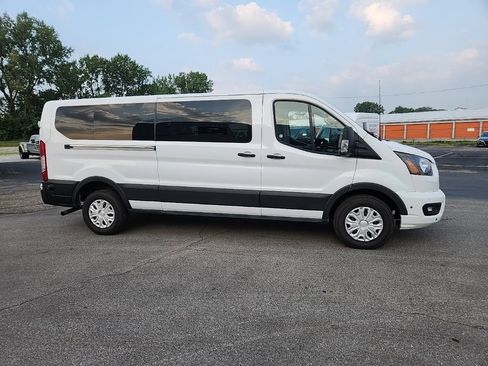 Used 2024 Ford Transit 350 XLT RWD image 3