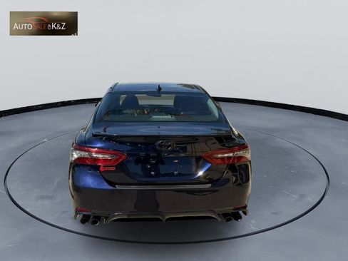 Used 2022 Toyota Camry XSE image 5