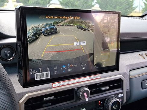 New 2025 Toyota Tacoma Trailhunter image 16