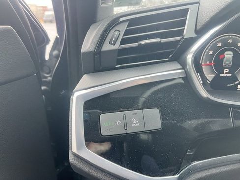 Used 2022 Audi Q3 2.0T Premium Plus image 27