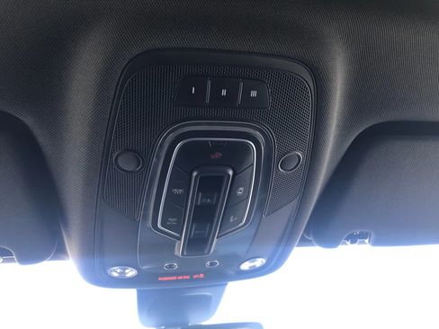 Used 2018 Audi Q7 3.0T Premium image 29