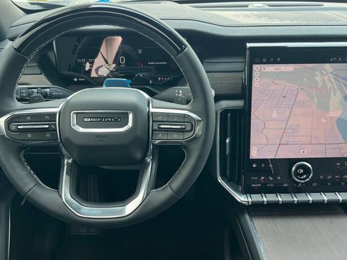 New 2026 GMC Acadia Denali w/ Super Cruise Package FWD image 11