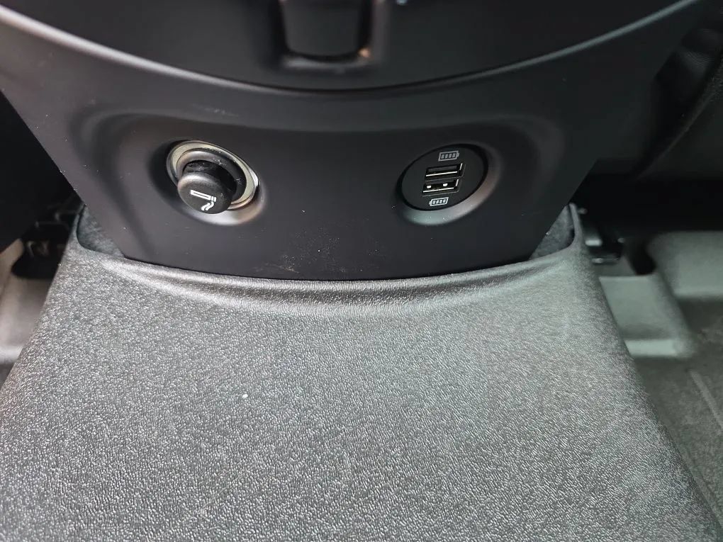 Used 2017 Porsche Cayenne AWD/4WD image 46