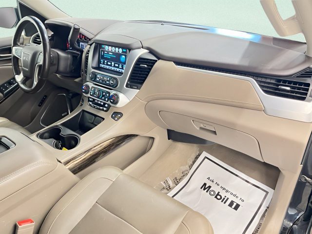 Used 2019 GMC Yukon XL SLT w/ Open Road Package AWD/4WD image 7
