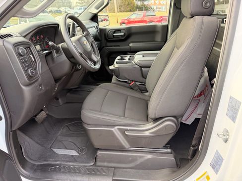 Used 2025 Chevrolet Silverado 1500 W/T w/ WT Value Package image 12