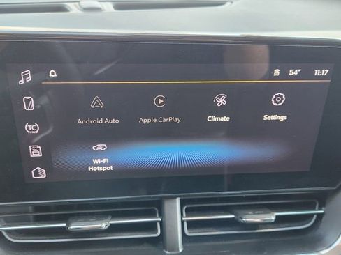 Used 2025 Chevrolet Trax LT w/ Driver Confidence Package image 5