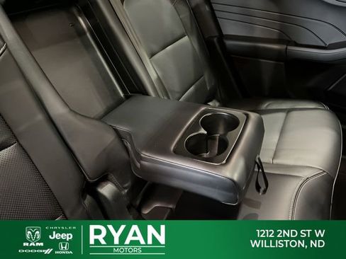 Used 2022 Ford Escape SEL image 34