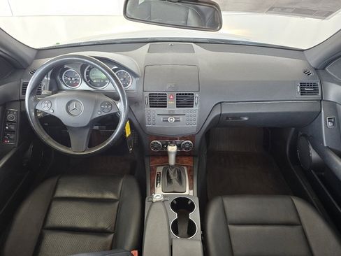 Used 2011 Mercedes-Benz C 300 Sedan image 7
