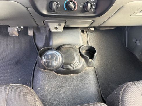 Used 2005 Ford Ranger XLT image 11