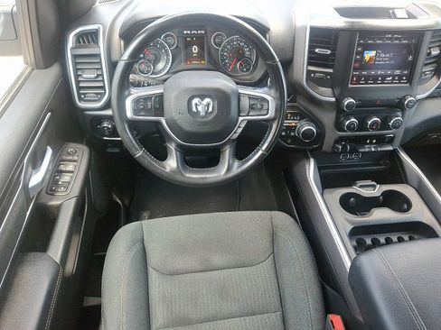 Used 2020 RAM 1500 Big Horn AWD/4WD image 11