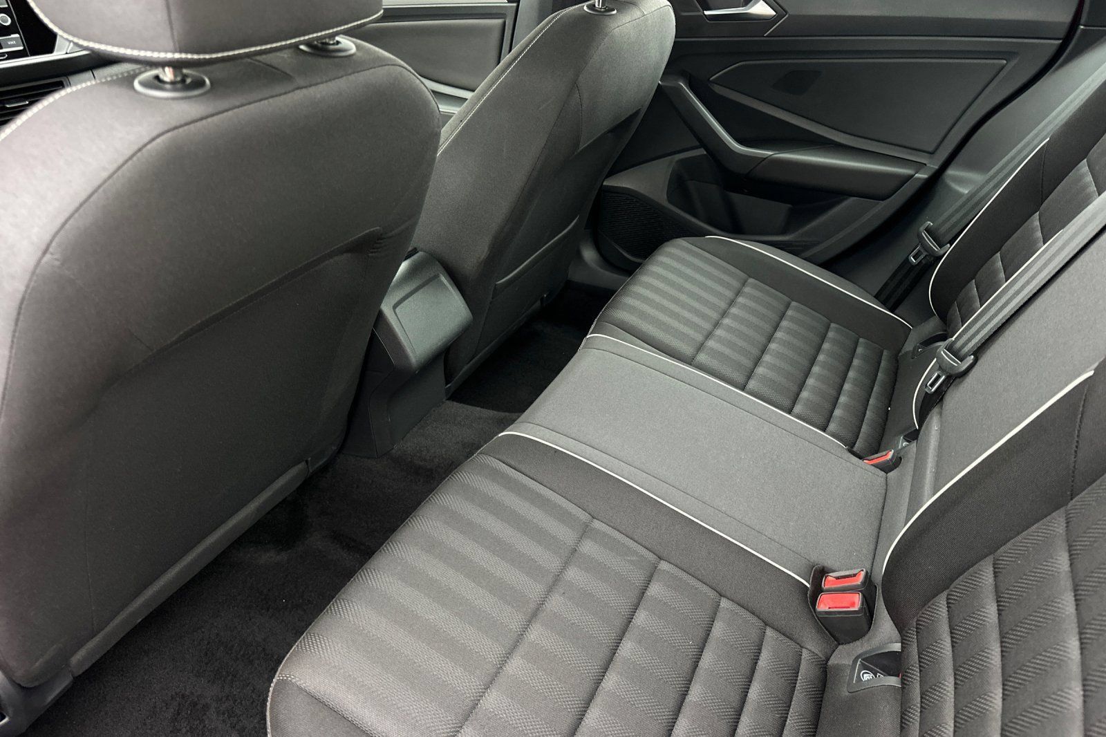 Used 2024 Volkswagen Jetta Sport FWD image 12