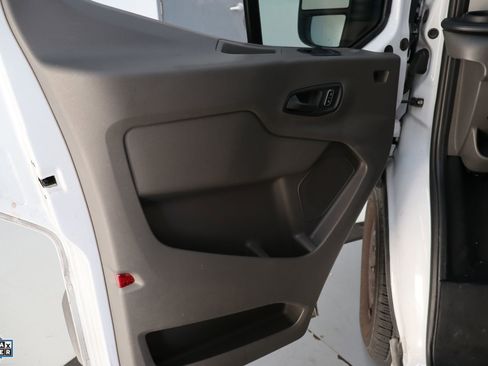 Used 2023 Ford Transit 350 XLT image 10