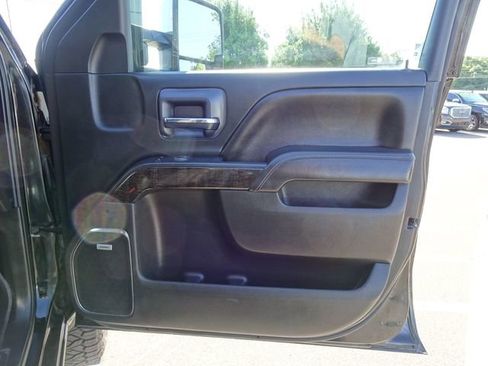 Used 2016 GMC Sierra 2500 Denali AWD/4WD image 17