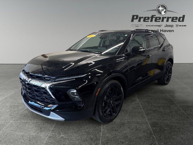 Used 2023 Chevrolet Blazer LT AWD/4WD image 11