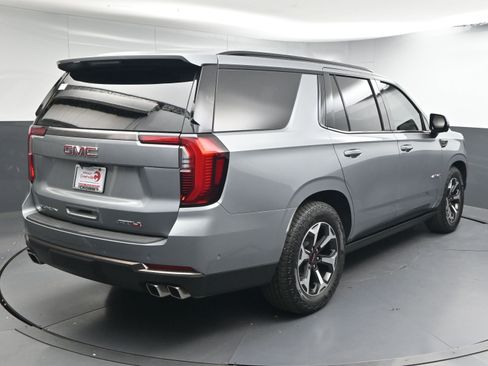 Used 2025 GMC Yukon AT4 Ultimate image 8