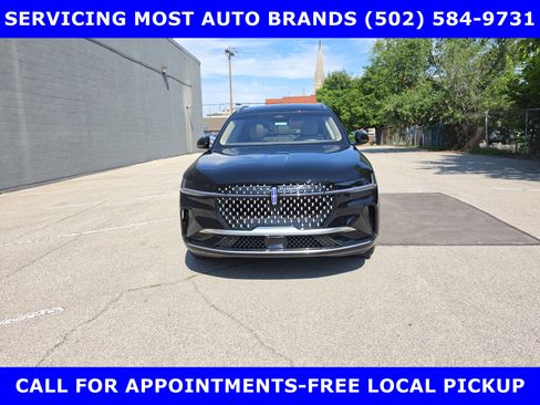 Used 2024 Lincoln Nautilus Reserve w/ Equipment Group 202A AWD/4WD image 8
