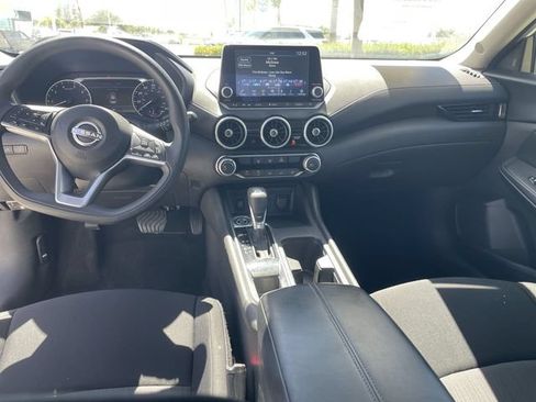 Used 2024 Nissan Sentra SV FWD image 19