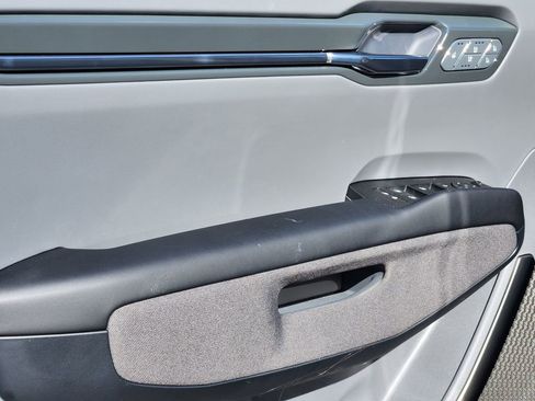 New 2026 Kia EV9 Land image 6