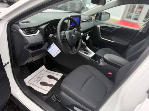New 2025 Toyota RAV4 LE image 13