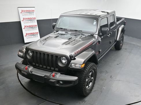 Used 2023 Jeep Gladiator Rubicon w/ Cold Weather Group image 29