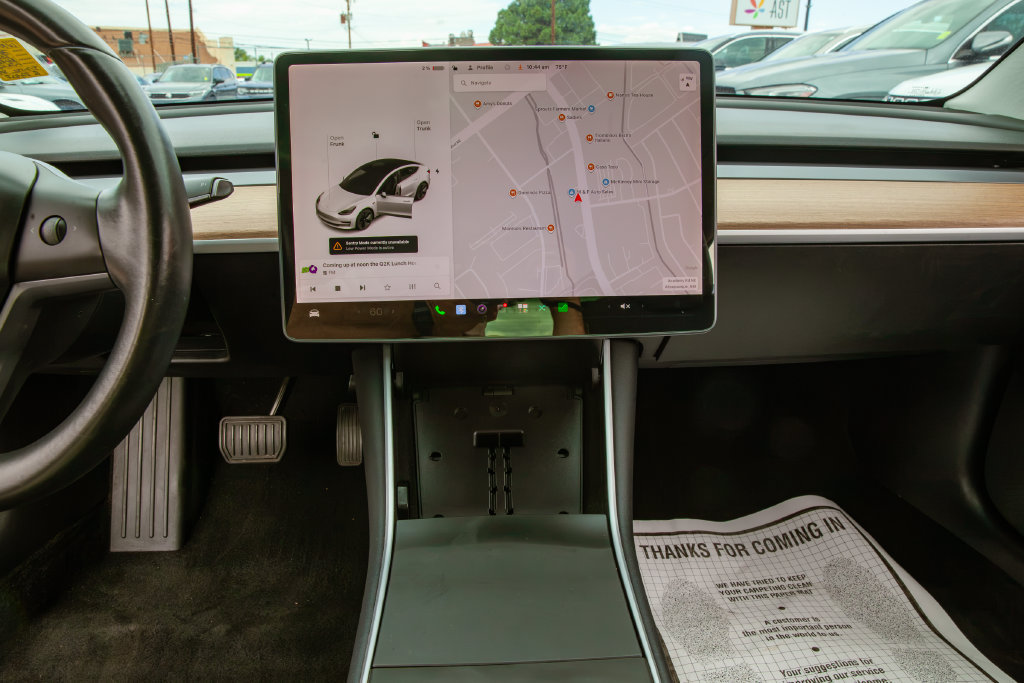 Used 2019 Tesla Model 3 Long Range RWD image 13