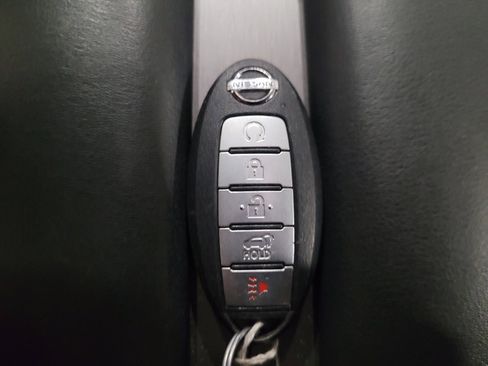 Used 2020 Nissan Murano SL w/ Moonroof Package AWD/4WD image 32