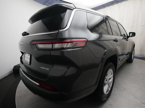Used 2022 Jeep Grand Cherokee L Laredo w/ Luxury Tech Group I AWD/4WD image 13