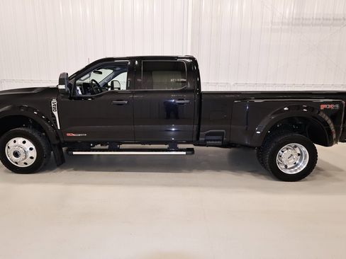 Certified 2024 Ford F450 XLT w/ 360-Degree Camera Package image 7