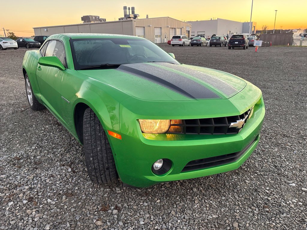 Used 2010 Chevrolet Camaro LT RWD image 11