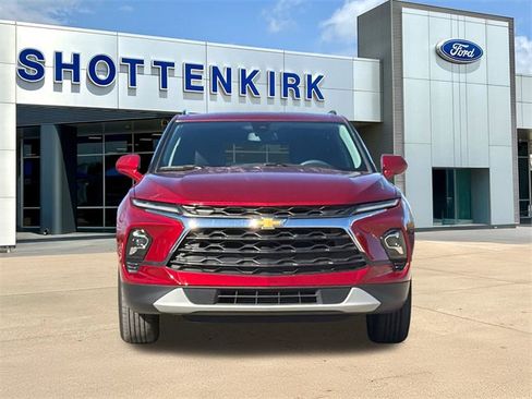 Used 2023 Chevrolet Blazer LT w/ Convenience Package image 2